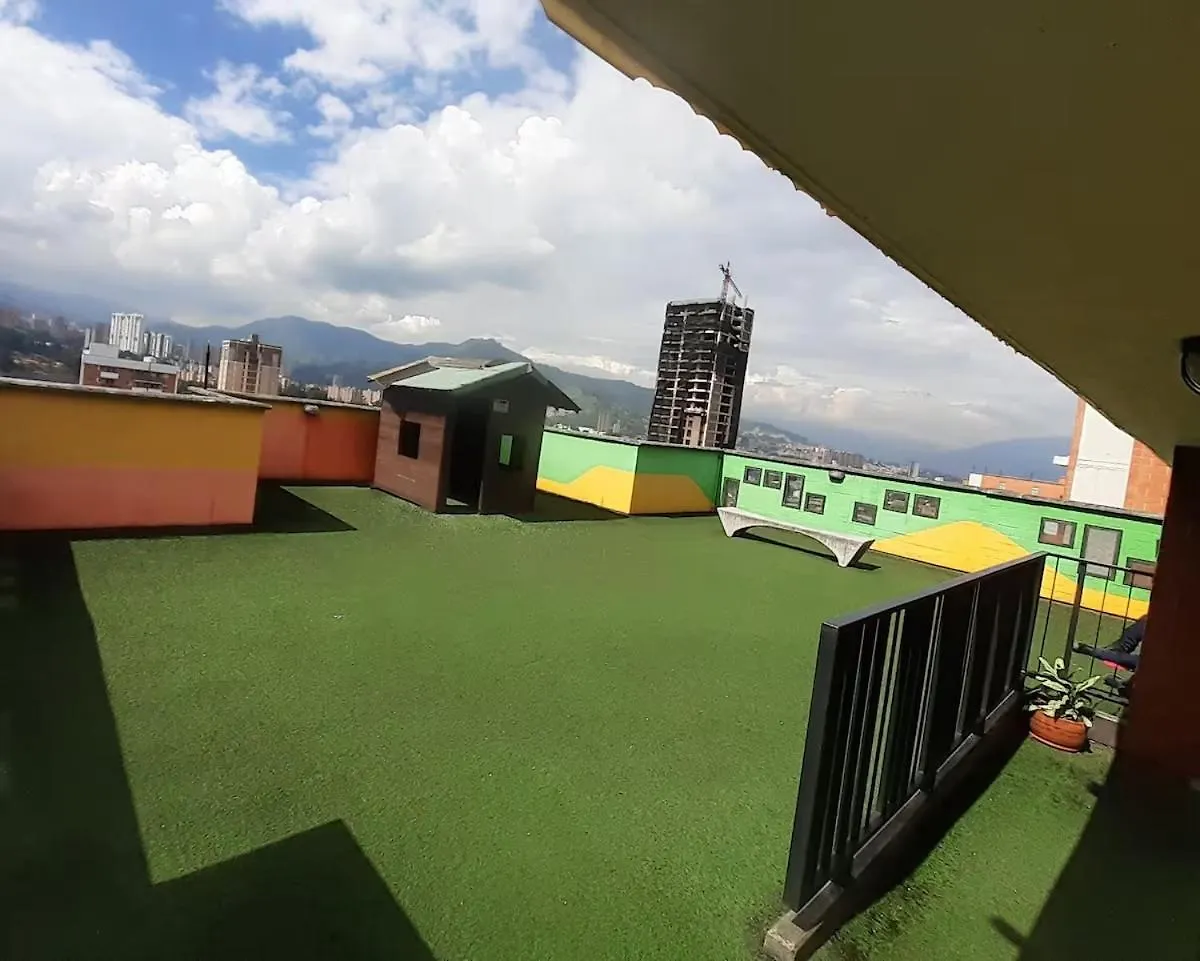 Alojamiento Espectacular En Zona Turistica Sabaneta Colombia